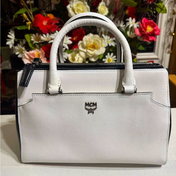 AUTHENTIC MCM SMALL TOTEBAG